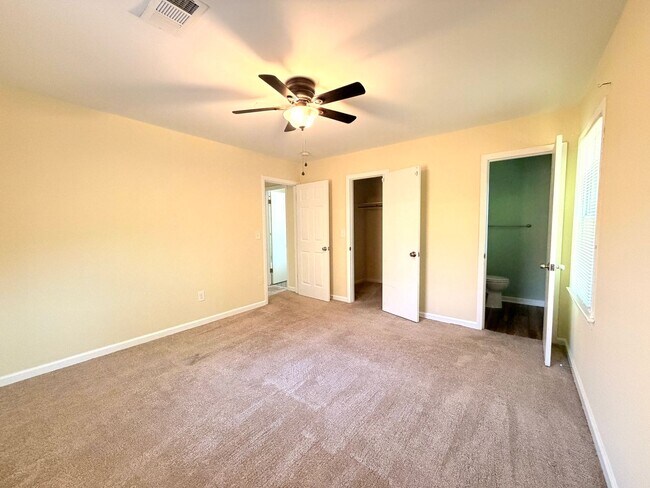 Building Photo - 639-B Windermere Blvd.