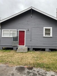 Building Photo - 2781 Sabine Pass Ave