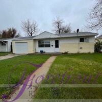 Building Photo - 1504 Cody Ave