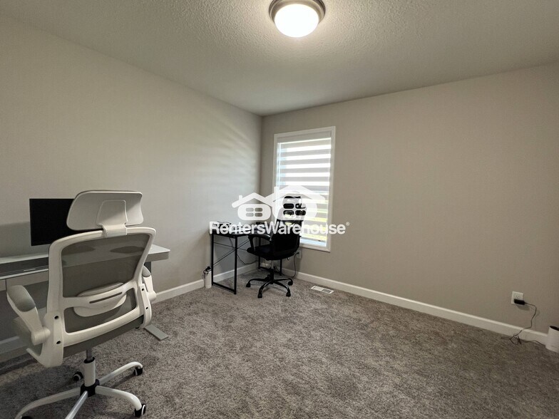 Building Photo - 8092 186th St W