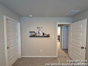 Building Photo - 163 Honey Oak Ln