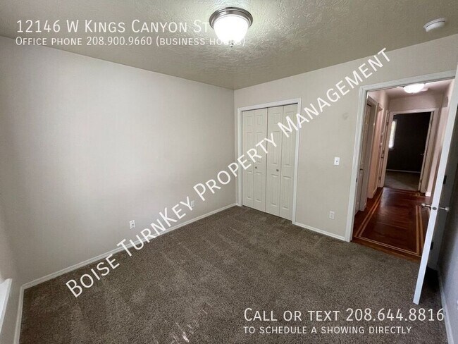 Building Photo - 12146 W Kings Canyon St