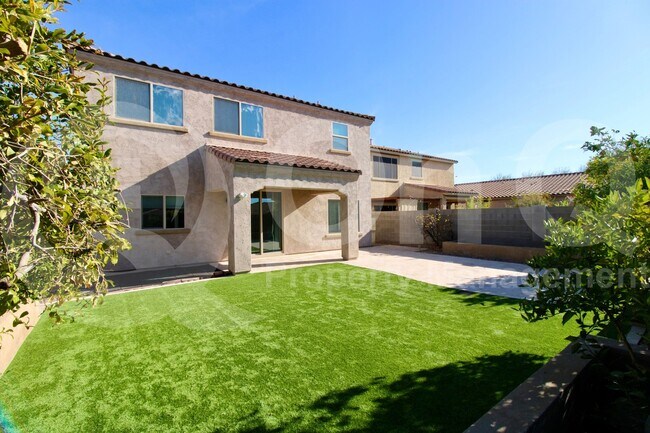 Building Photo - 1819 W Bonanza Dr
