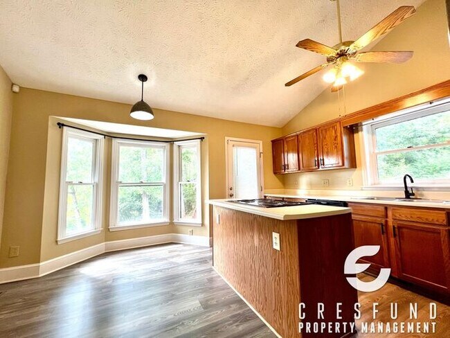 Building Photo - Waterview 3BR 2Bath Off Ramsey Street