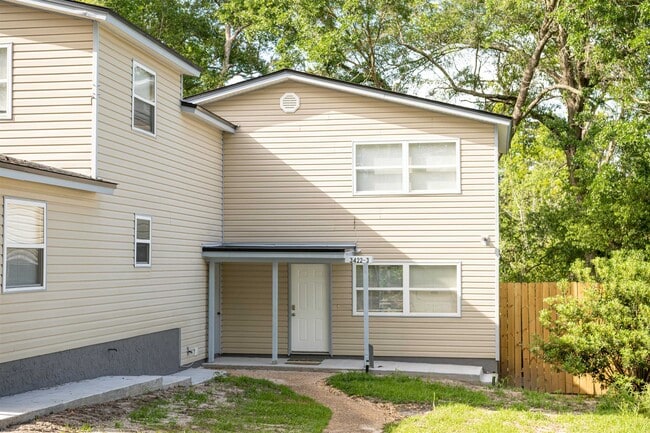 Building Photo - 3422 Orlando Dr