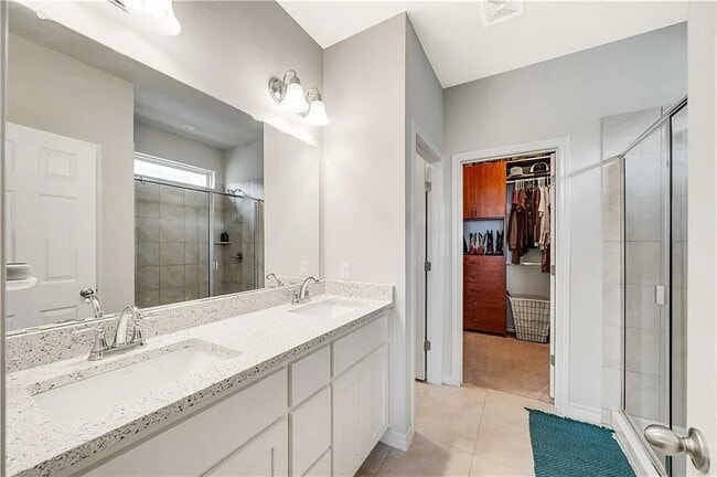 Building Photo - 112 Magna Ln