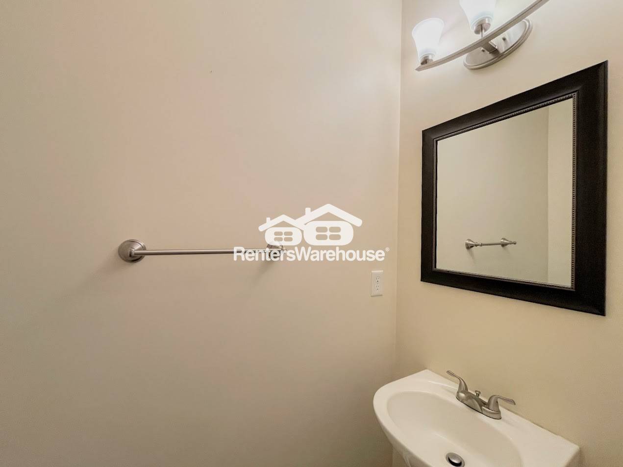 Building Photo - 2536 Golden Maple Dr