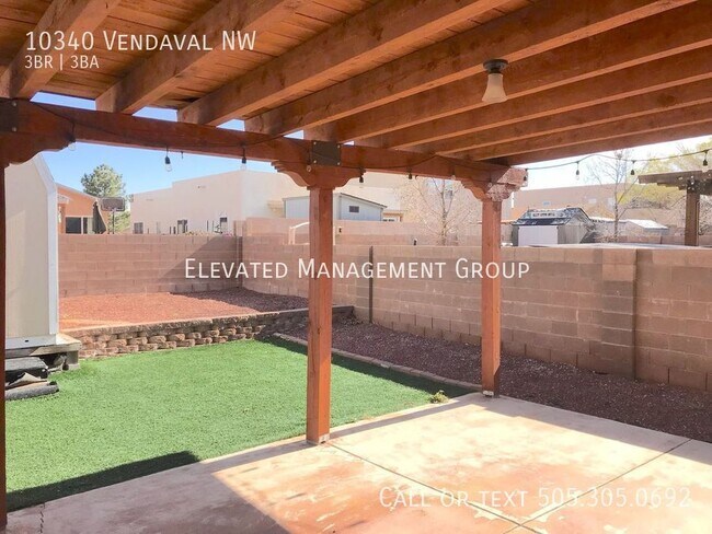 Building Photo - 10340 Vendaval Ave NW