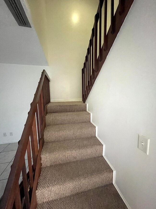 Building Photo - 5502 Waterview Cir