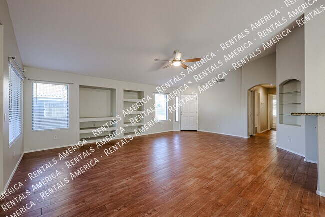 Building Photo - 658 S 110th Pl