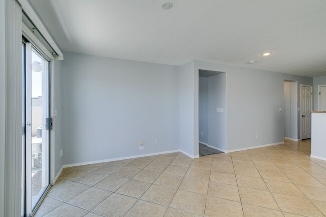 Building Photo - Bright & Spacious Home with Open Layout and Prime Location