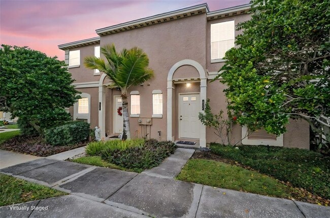 Building Photo - 1526 Chateaux De Ville Ct