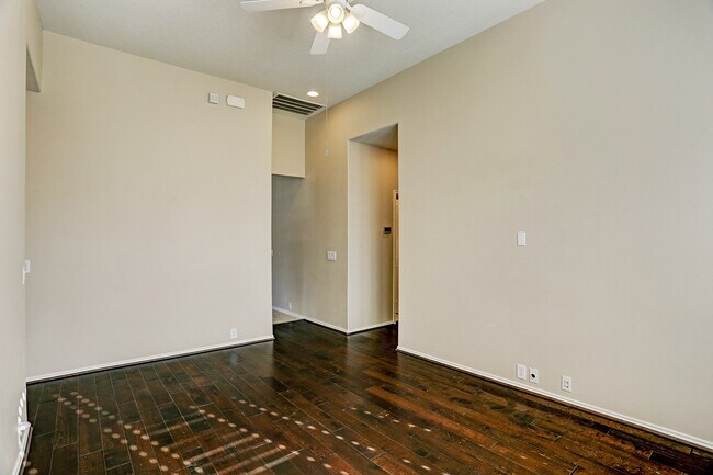 Building Photo - 5503 Honey Mesquite Way
