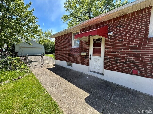 Building Photo - 1835 Military Rd