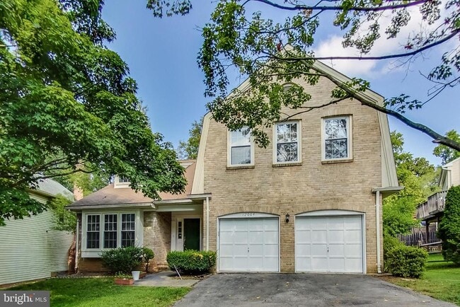 Building Photo - 12004 Montrose Village Terrace