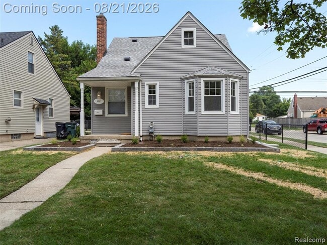 Building Photo - 1027 S Wilson Ave