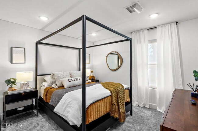 Building Photo - 1316 Hookridge Dr