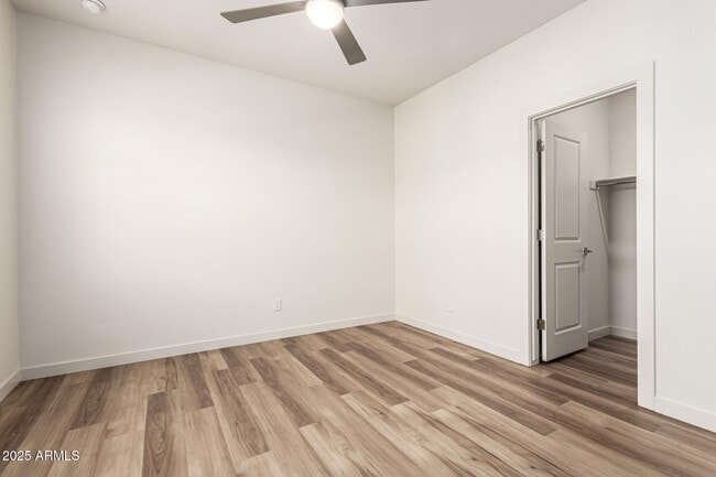 Building Photo - 6537 N 15th Dr