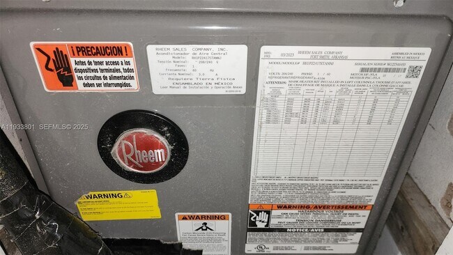 Building Photo - 3447 SW 23rd St