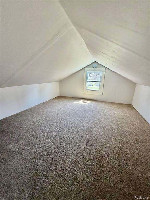 Building Photo - 413 Bridson St