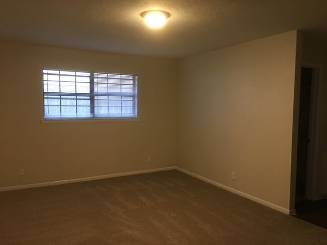 Building Photo - Coming Soon!