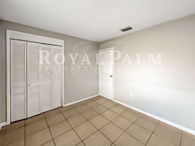 Building Photo - 9861 Orange River Blvd