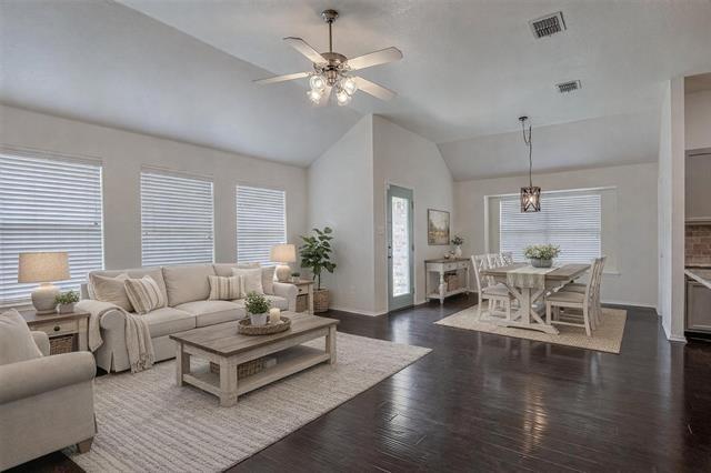 Building Photo - 931 Hunter Ln