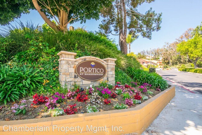 Building Photo - 4 br, 2.5 bath House - 1837 Paseo Del Lago...