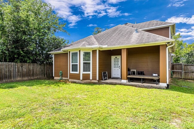 Building Photo - 4617 White Rock St