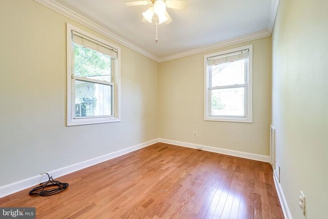 Building Photo - 4038 Maple St
