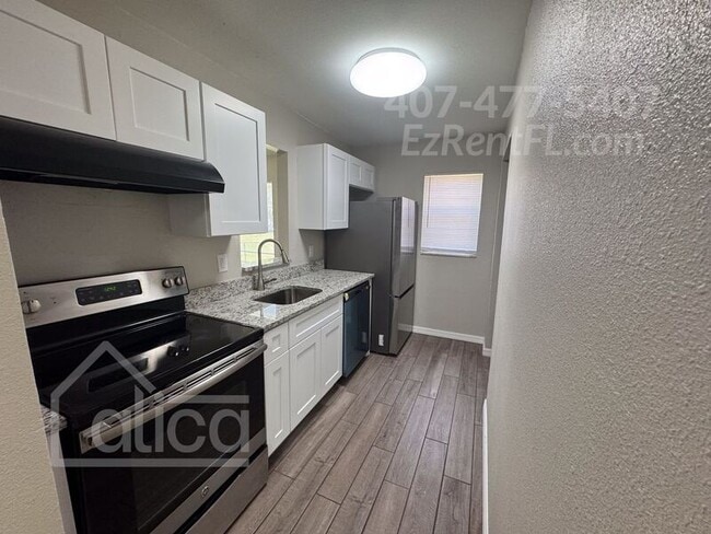 Building Photo - 4746 Cepeda St