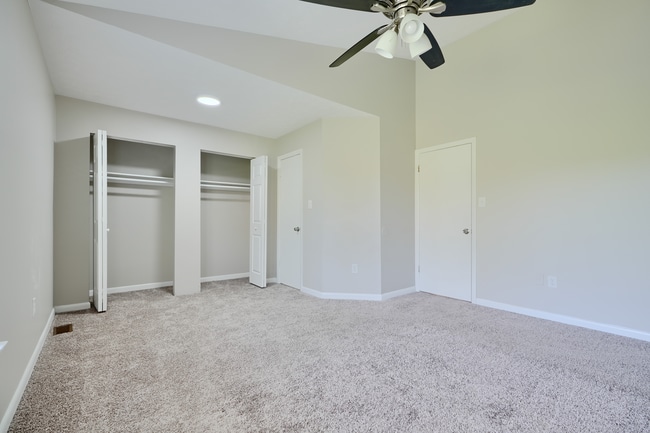 Building Photo - 3419 Clairborne Way