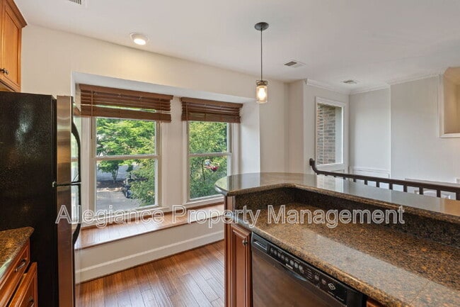 Building Photo - 3915 Green Look Ct