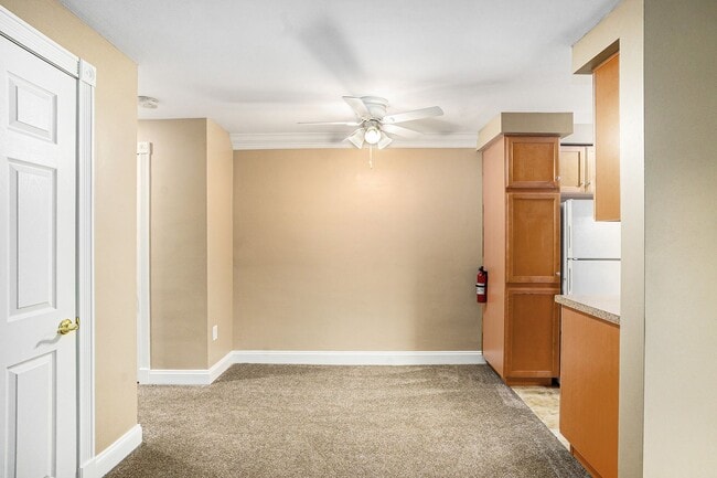 Building Photo - Almont Terrace Apartments