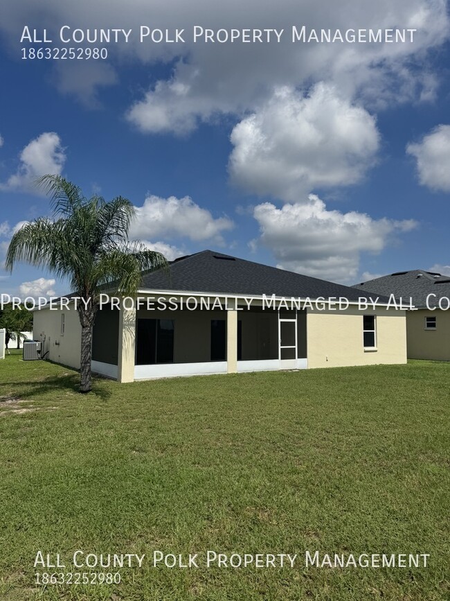 Building Photo - Spectacular 4 Bedroom Winter Haven Home fo...