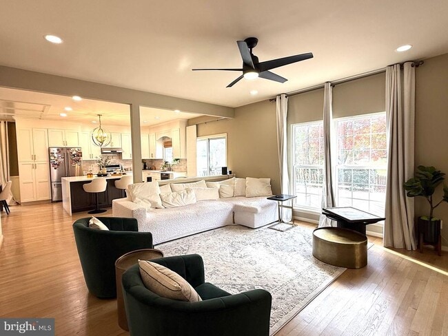 Building Photo - 21201 Sundial Ct