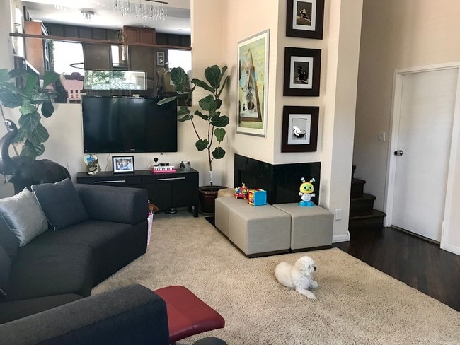 Building Photo - 4028 Mahaila Ave