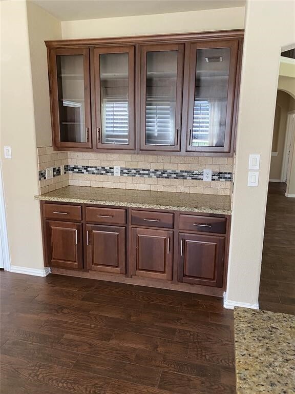 Building Photo - 16804 Falcon Sound Dr