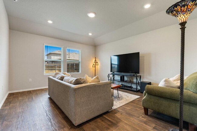 Building Photo - 6108 Montrelia Dr