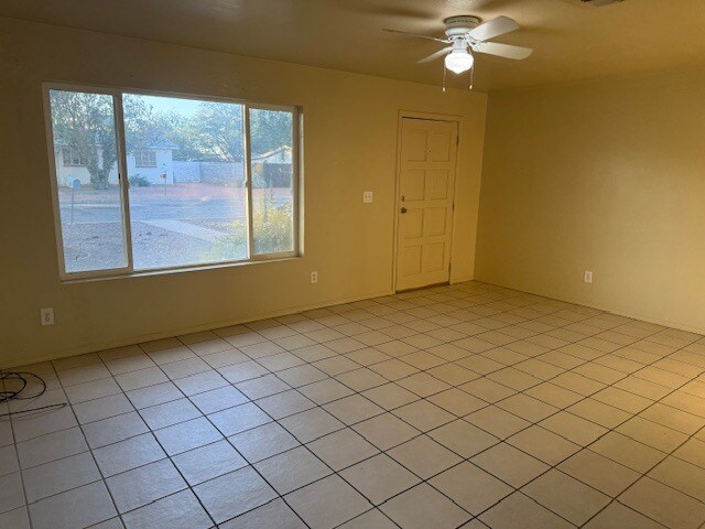 Building Photo - 1212 N Sherry Ave