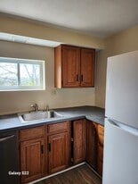 Building Photo - 85 Highland Ave