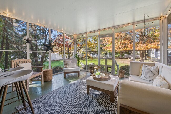 Building Photo - 258 Ridgewood Ave