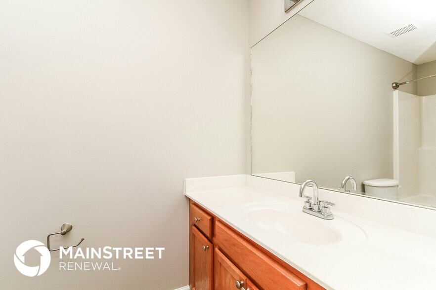 Building Photo - 1366 Nicole Ln