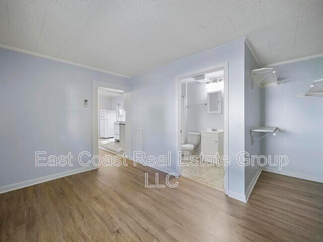 Building Photo - 13628 Pennsylvania Ave