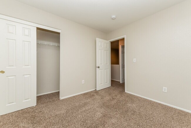 Building Photo - 4268 Perfect Drift St