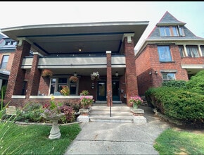 Building Photo - 172 Buttles Ave