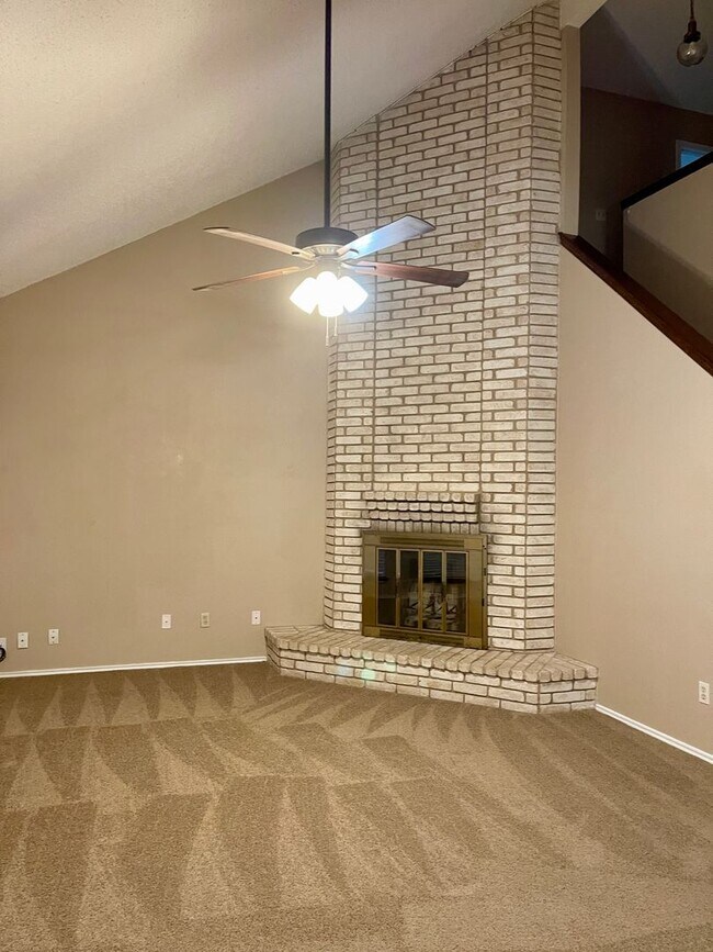 Building Photo - 5710 Timber Rain