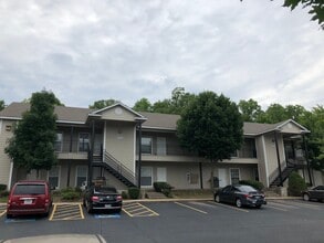 Building Photo - 1774 N Gregg Ave
