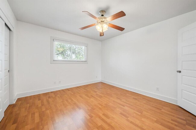 Building Photo - 3815 Guadalupe St