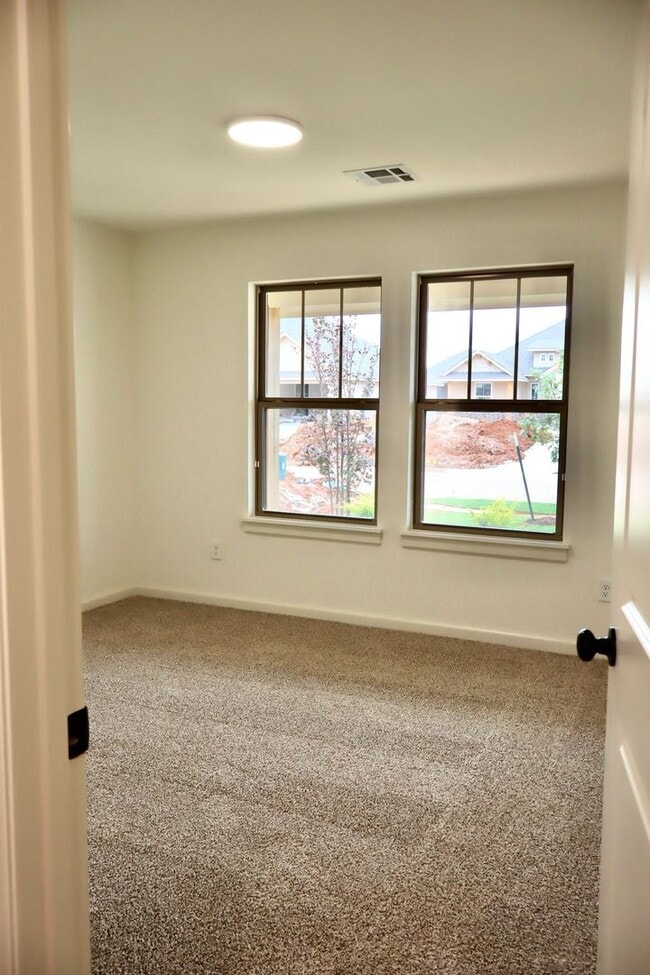 Building Photo - Brand New Home Shawnee OK. First Month Free!